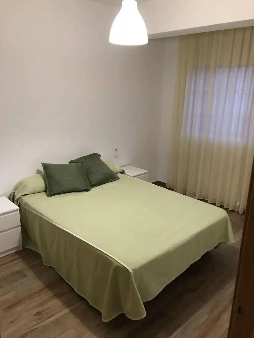 Habitación de Piso de alquiler en Huelva con Aire acondicionado