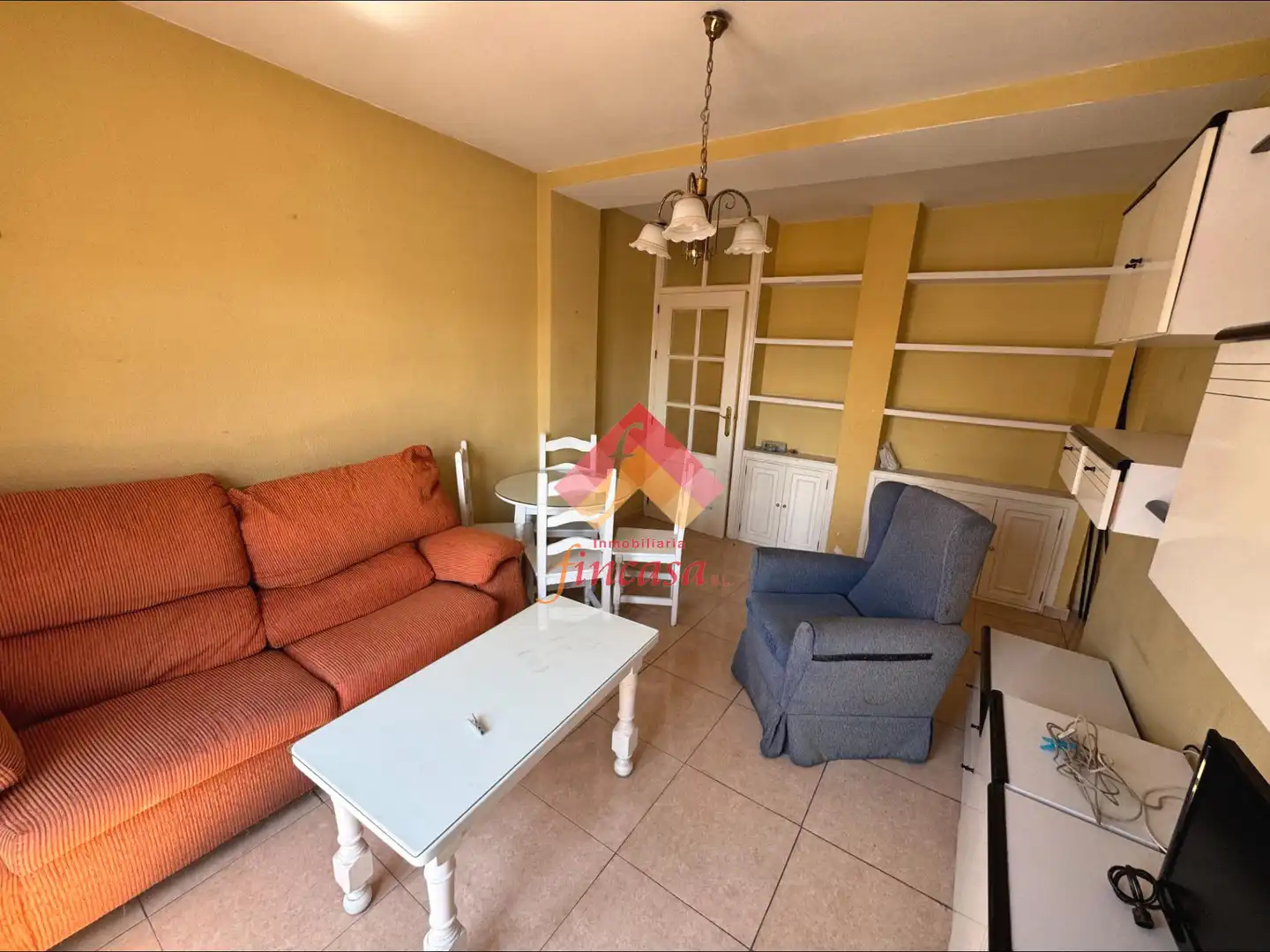 Sala de estar de Piso en venta en Ronda con Calefacción, Amueblado y Balcón