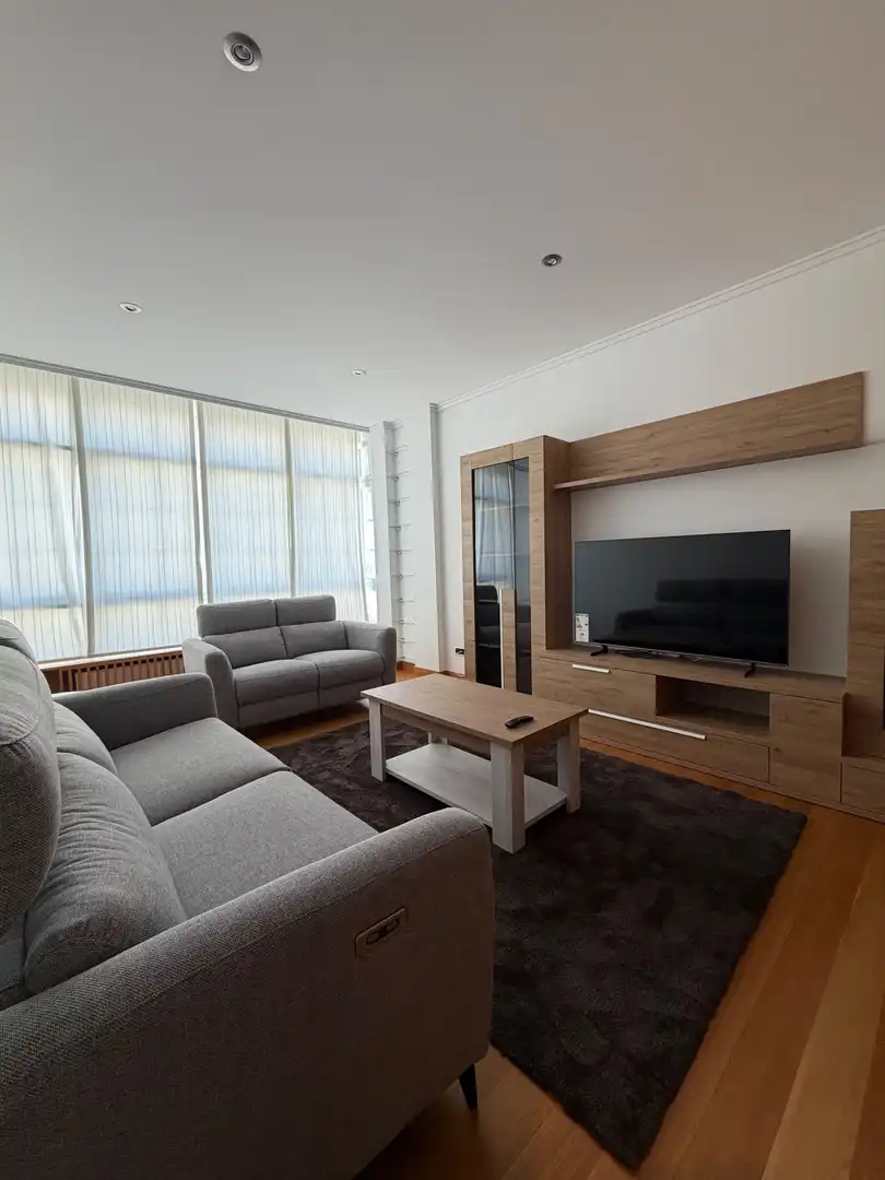 Sala d'estar de Apartament de lloguer en Lugo amb Calefacció, Traster i Moblat