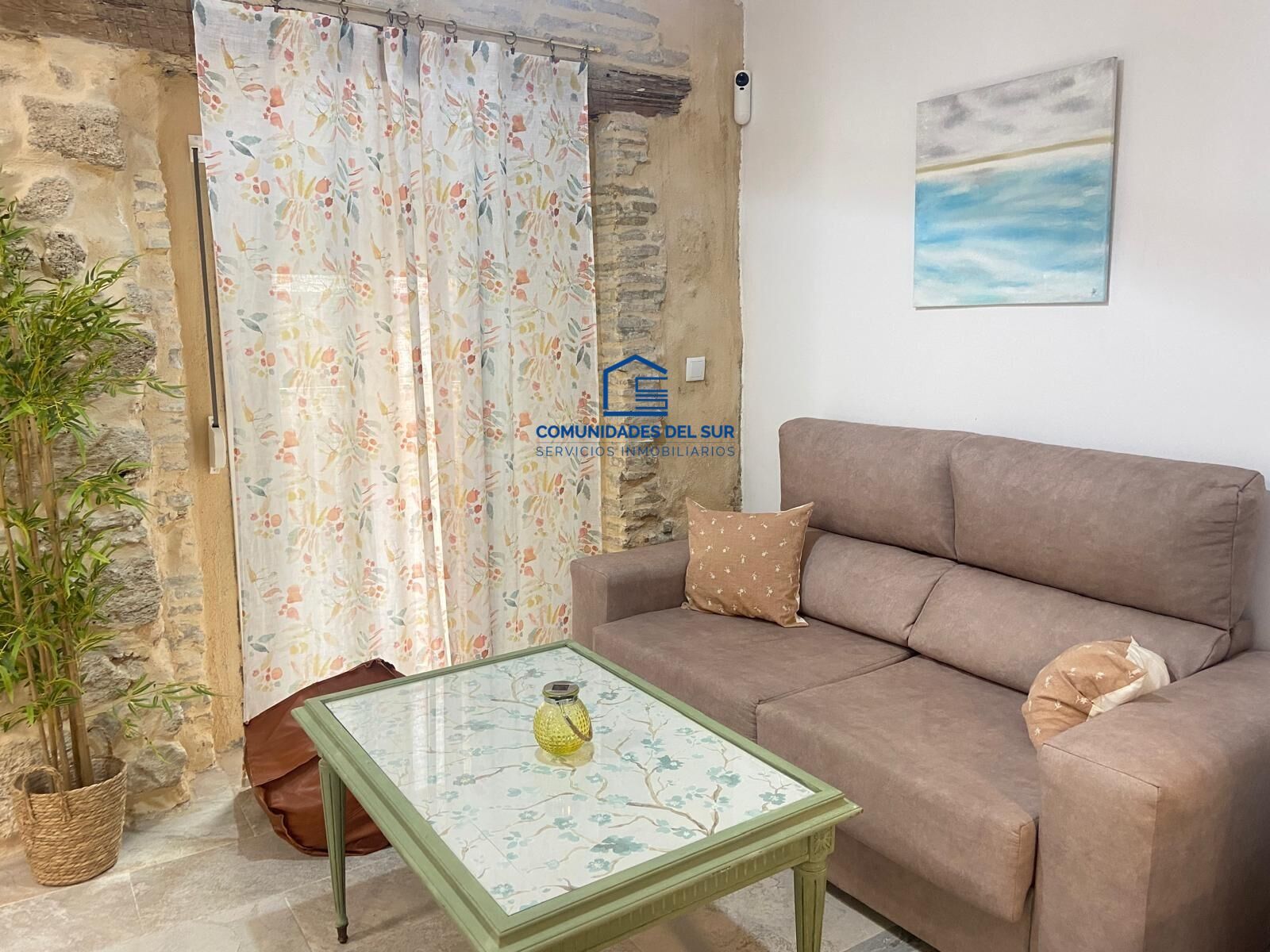 Living room of Flat to rent in  Cádiz Capital  with Balcony
