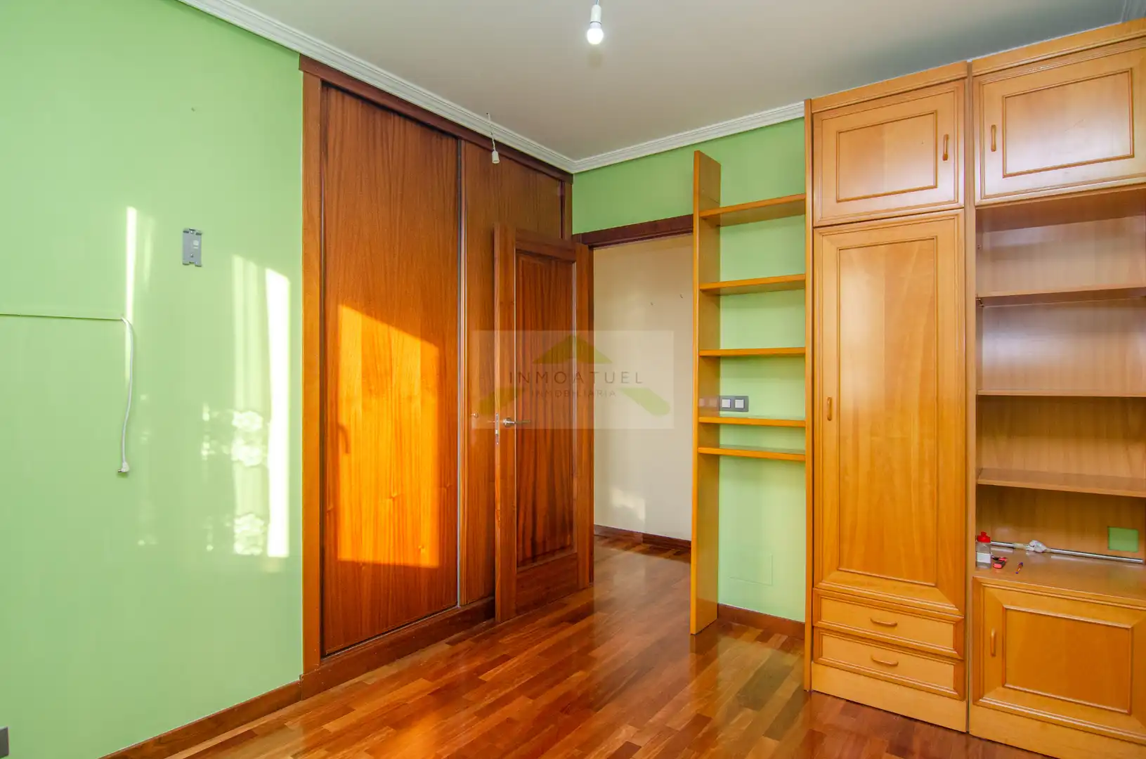 Schlafzimmer von Wohnung zum Verkauf in A Coruña Capital  mit Heizung, Parkett und Abstellraum