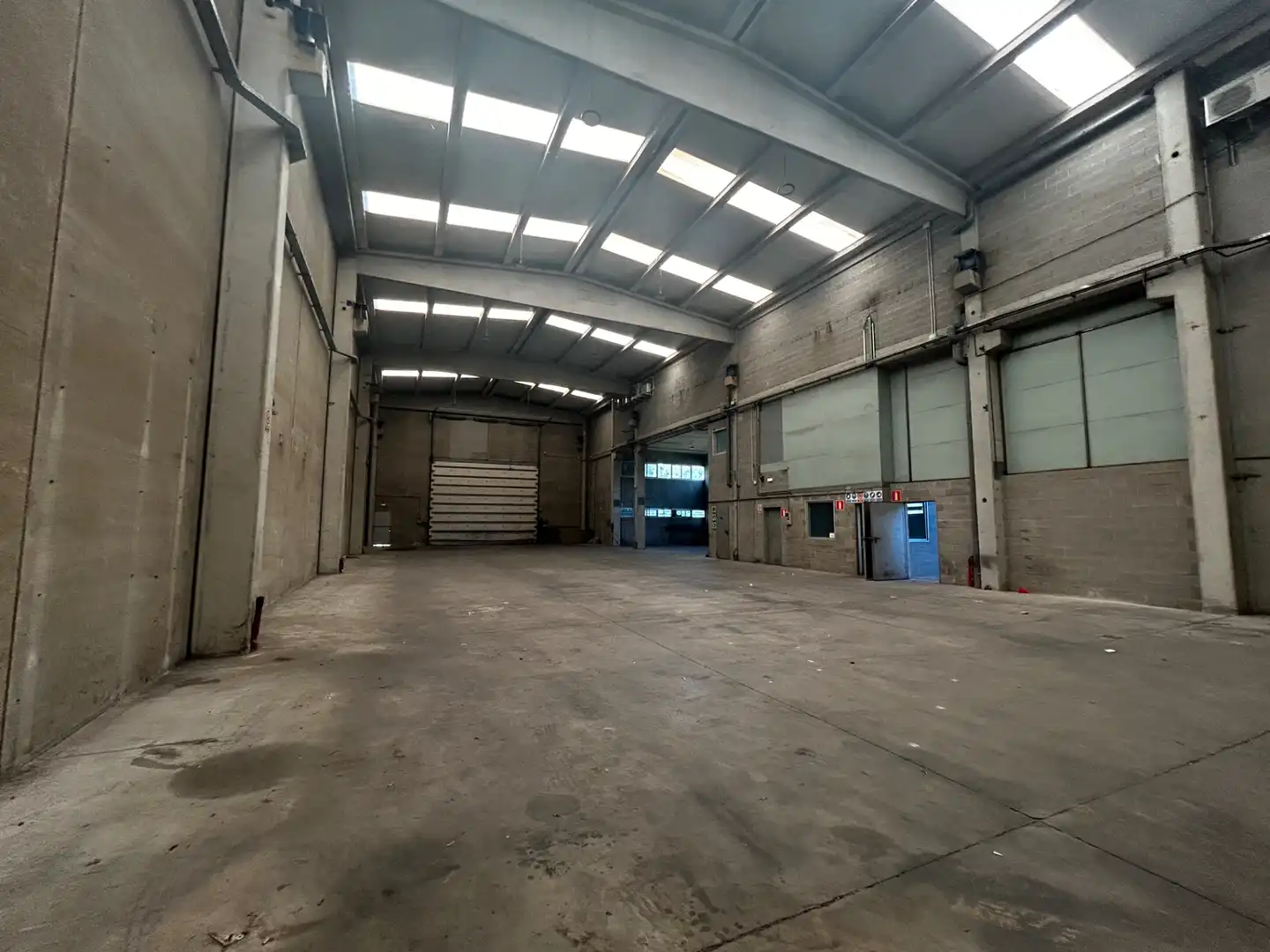 Industrial buildings for rent in Massanes