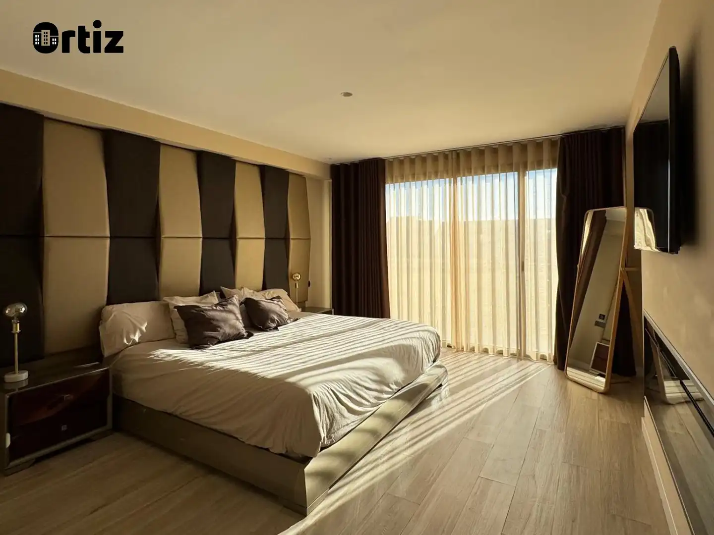 Habitación de Casa o chalet en venta en Torrejón de Ardoz con Calefacción, Terraza y Piscina