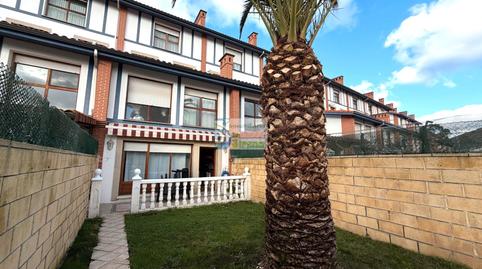Foto 2 de Casa adosada de lloguer a Barrio de Santullán, 46, Mioño - Santullán, Castro-Urdiales