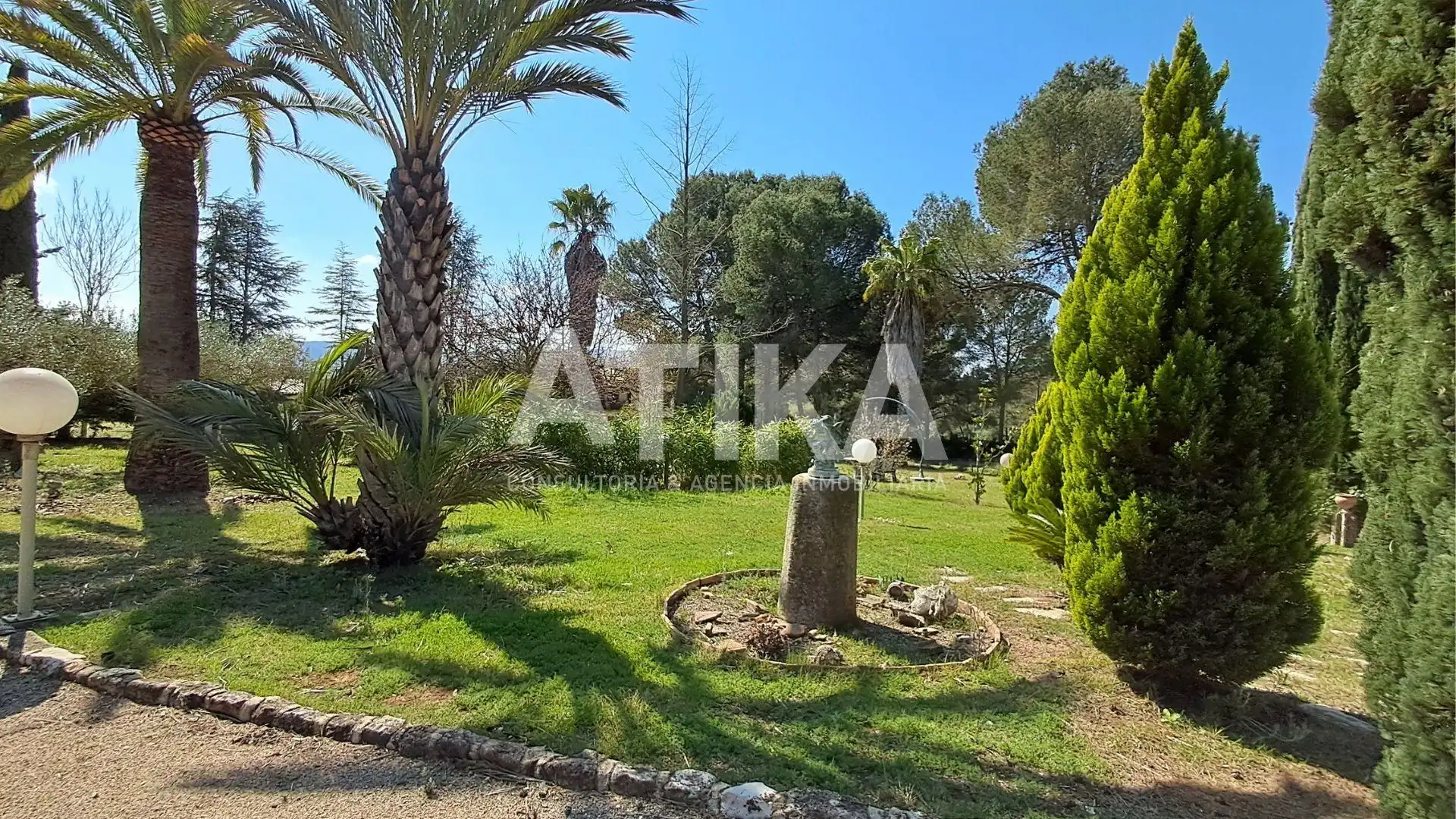 Houses for rent in Ontinyent  with Heating, Private garden and Furnished