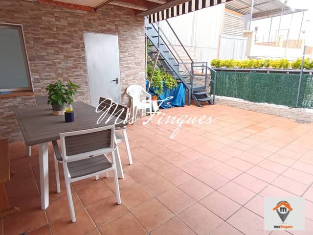 Casa-chalet en Venta en Calle JURA en La Plana del Pintor