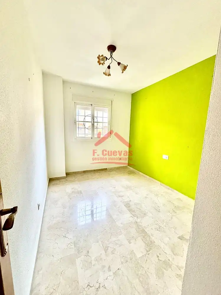Apartamento con piscina en venta en Caleta de Vélez, imagen 18