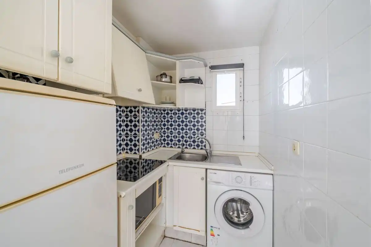 Cuina de Dúplex en venda en Torrevieja amb Calefacció, Jardí privat i Terrassa