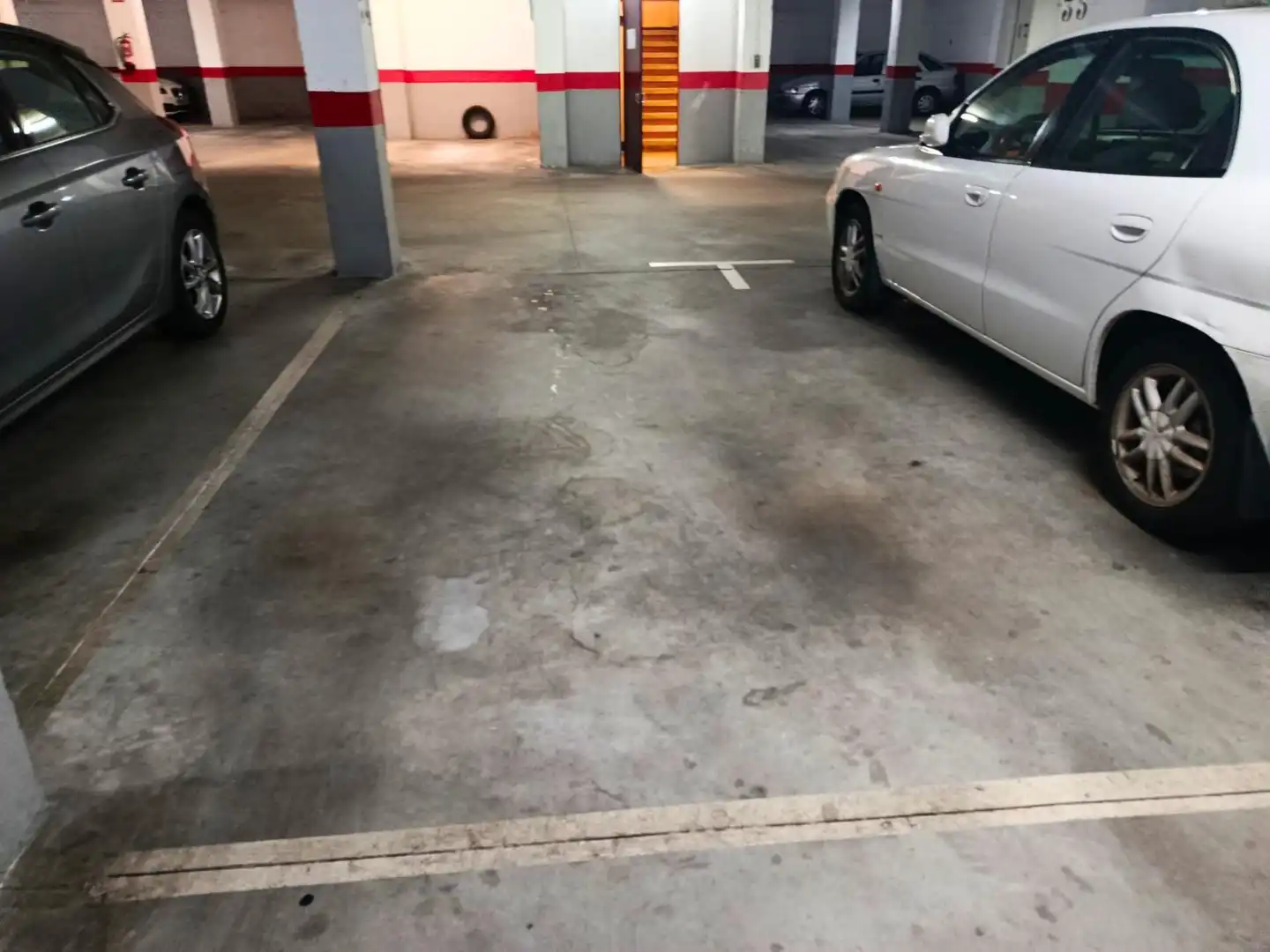 Parking de Piso en venta en Valladolid con Calefacción, Amueblado y Balcón