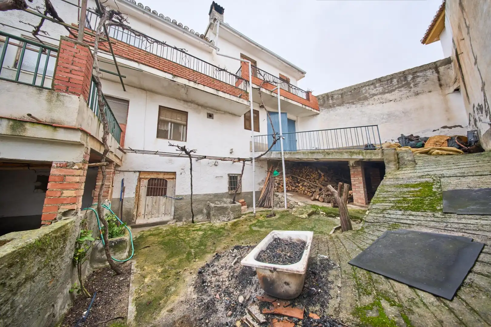 Vista exterior de Casa o xalet en venda en Moclín