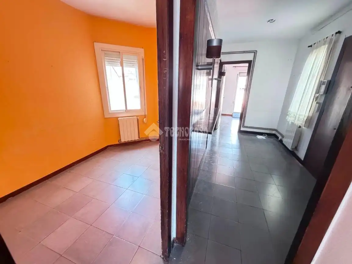 Wohnung zum Verkauf in Barcelona mit Terrasse