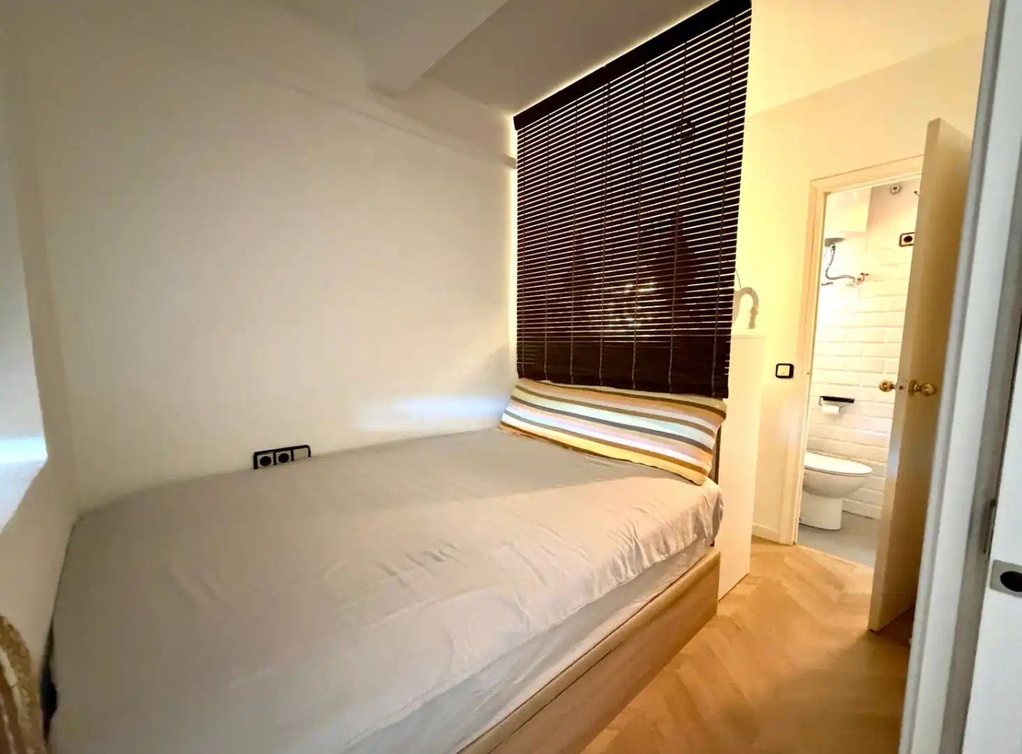 Habitación de Piso de alquiler en Sitges con Aire acondicionado y Calefacción