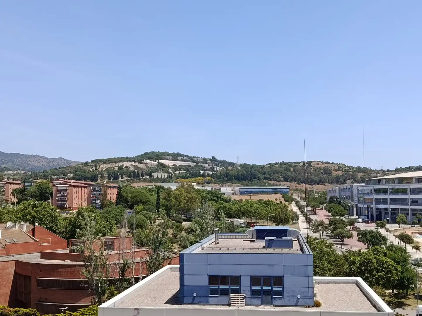 Vista exterior de Piso en venta en Badalona con Aire acondicionado, Calefacción y Parquet