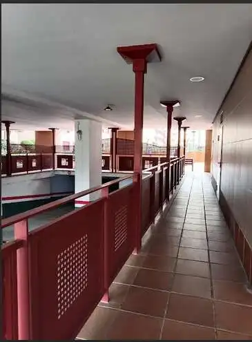 Flat for sale in Sevilla  with Air Conditioner and Community pool
