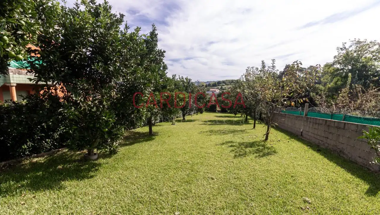 Jardín de Casa o chalet en venta en Vigo  con Calefacción, Jardín privado y Parquet