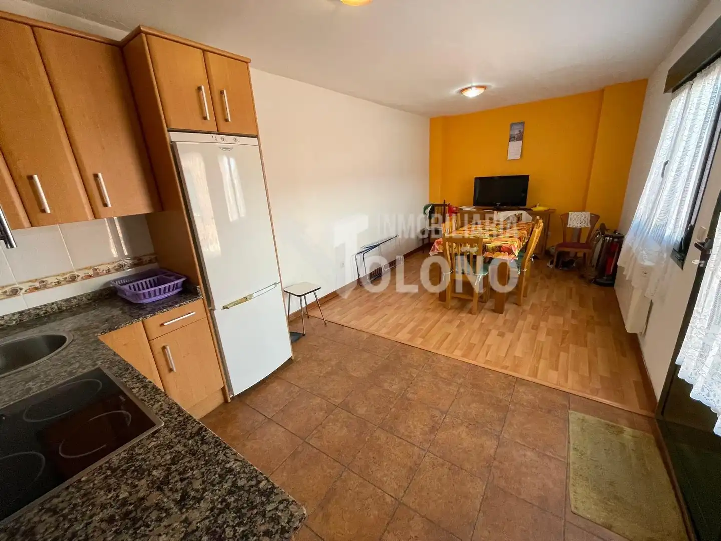 Cocina de Apartamento en venta en Cuzcurrita de Río Tirón con Calefacción, Parquet y Terraza