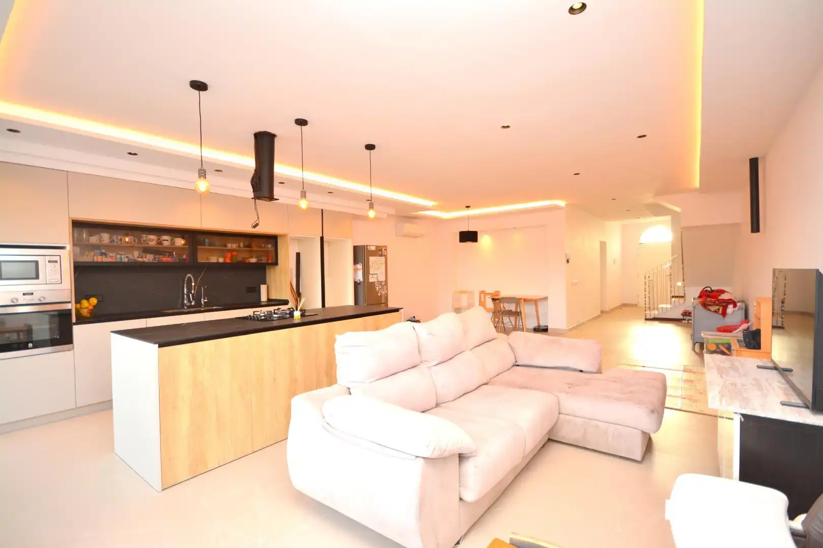 Villa con terrazza in vendita a Sencelles