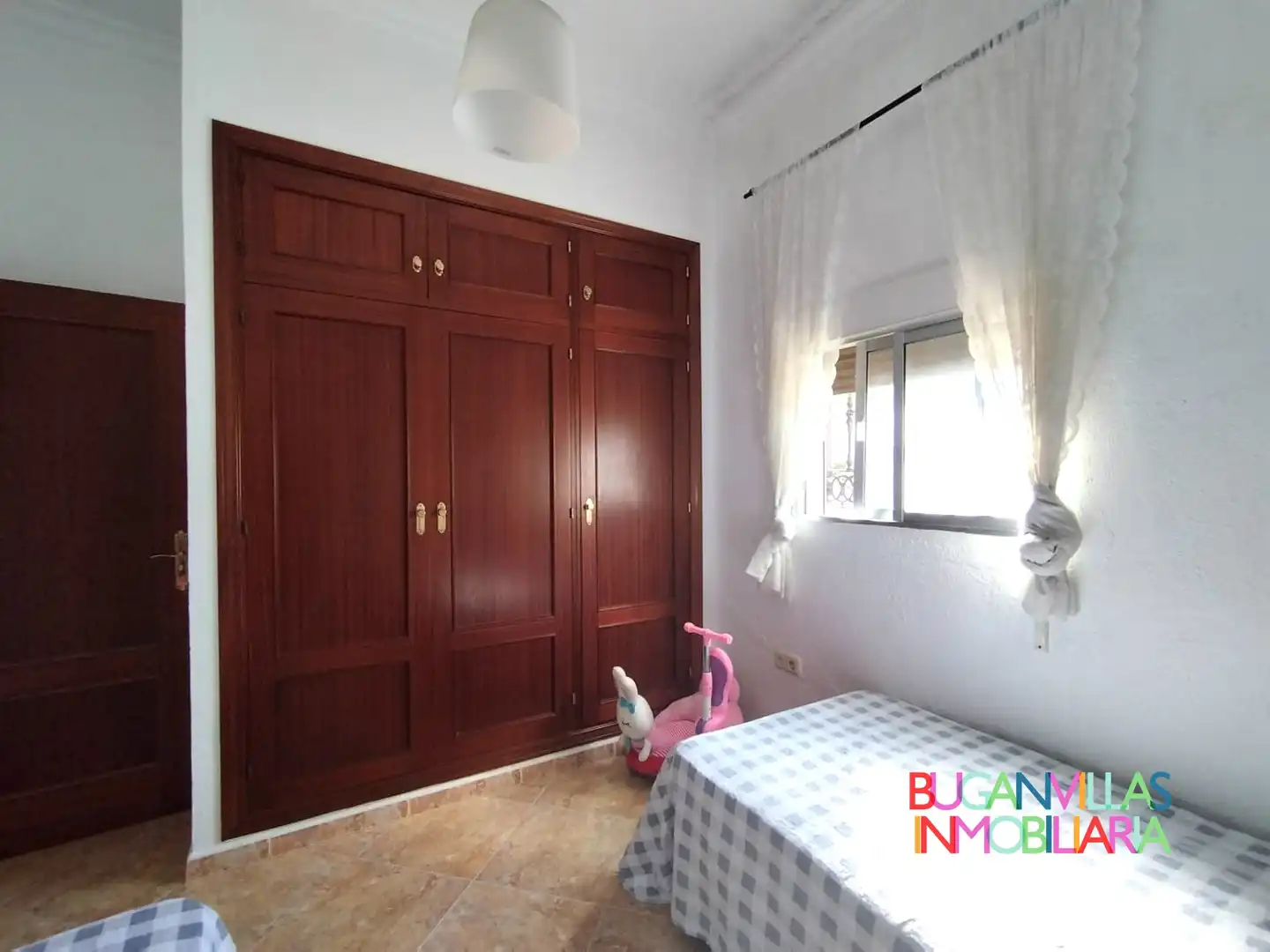 Habitación de Casa adosada en venta en Lepe con Trastero y Amueblado