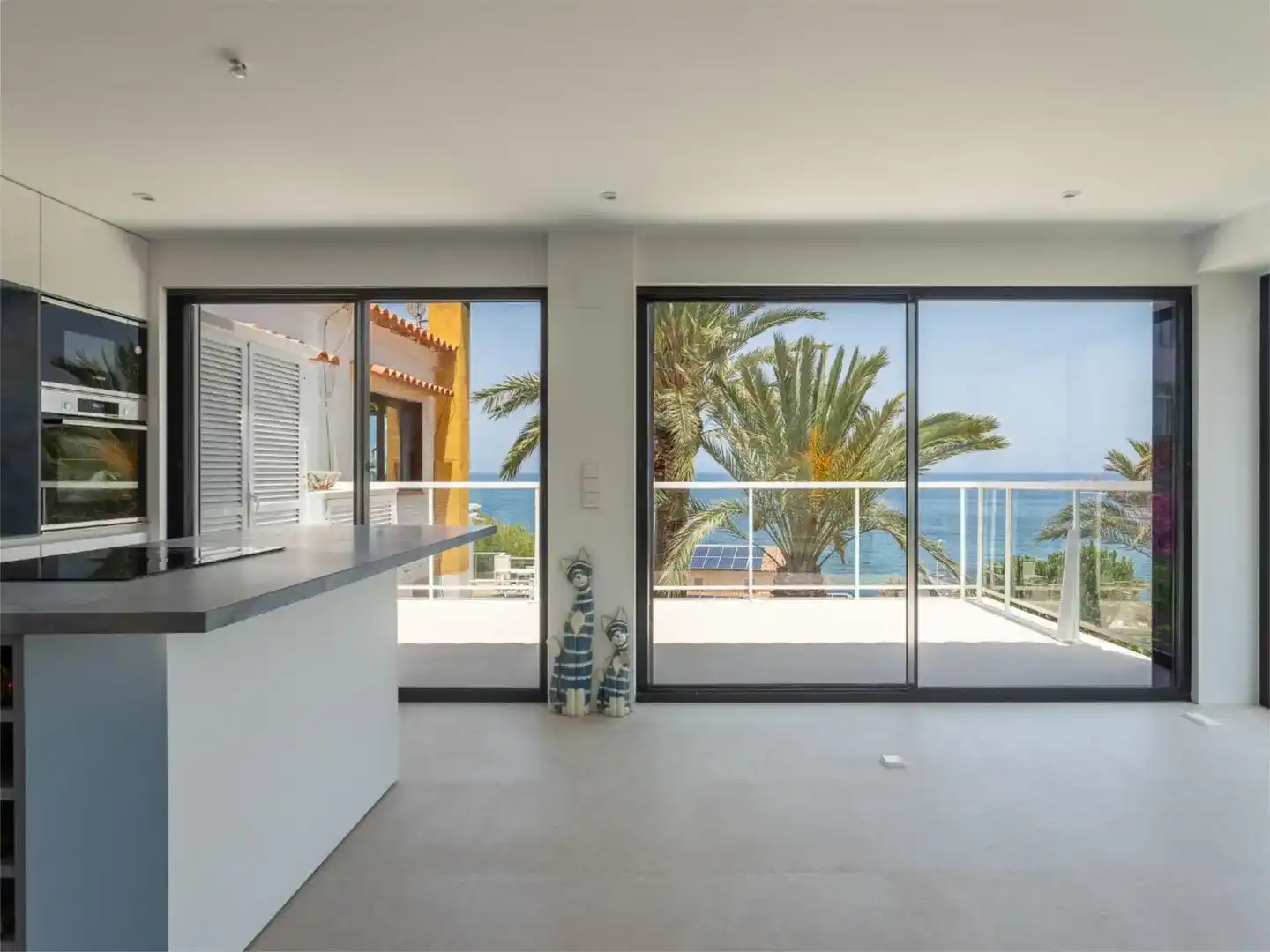 Kitchen of Flat for rent in Dénia  with Air Conditioner, Private garden and Storage room