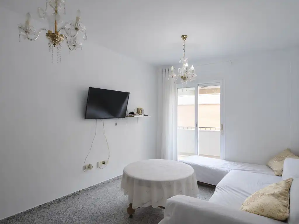 Living room of Flat for sale in Fuengirola  with Terrace, Furnished and Oven