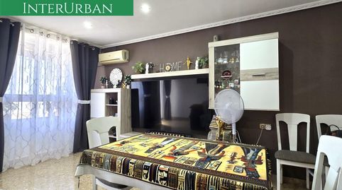 Foto 4 de Piso en venta en Parque de la Bombilla, Llíria