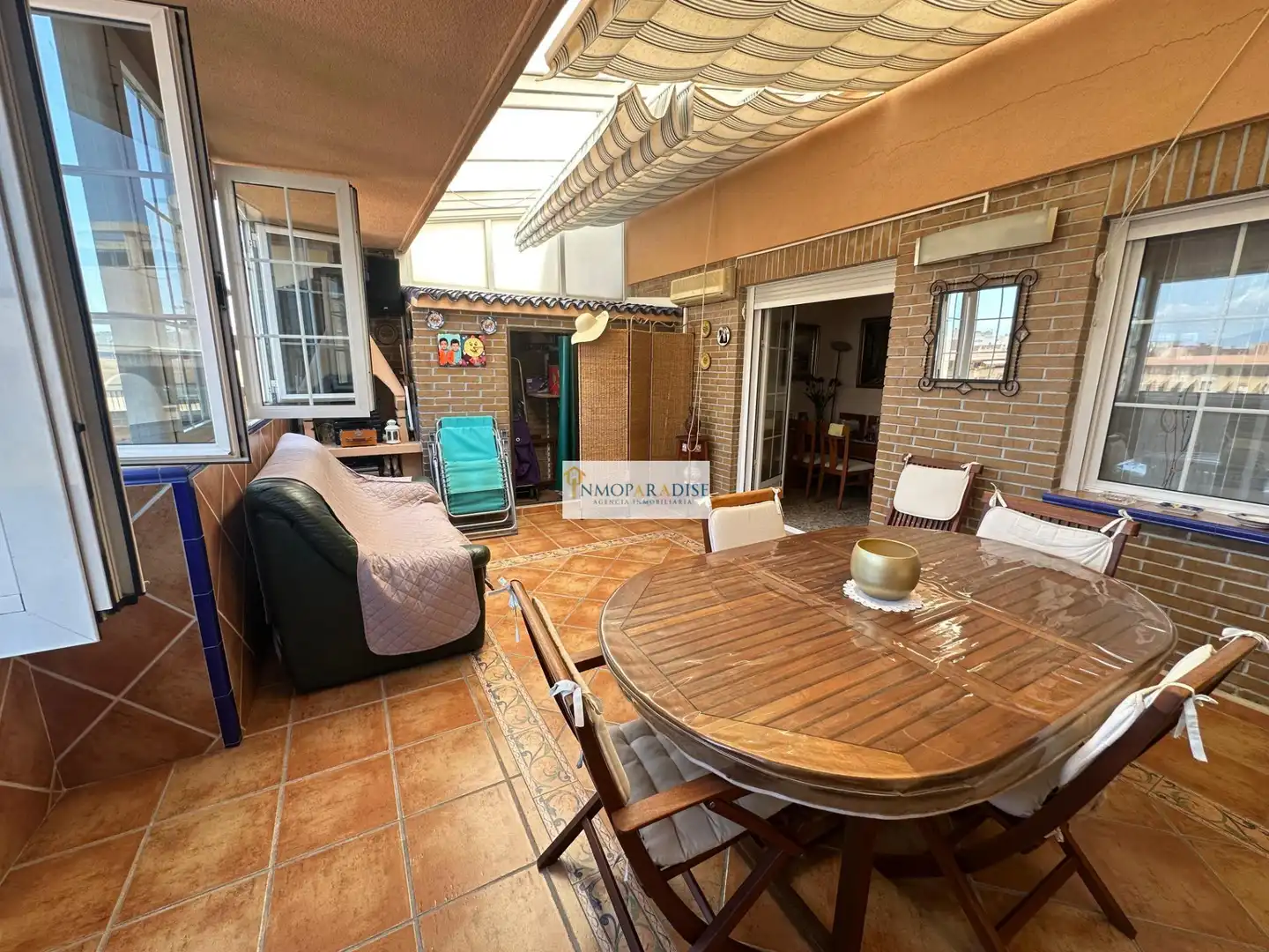 Ático en venta en Calle de Roselló, Altozano - Conde Lumiares