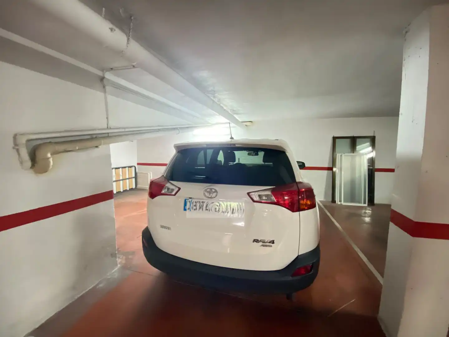 Parking of Flat for sale in Manzanares  with Air Conditioner, Heating and Storage room