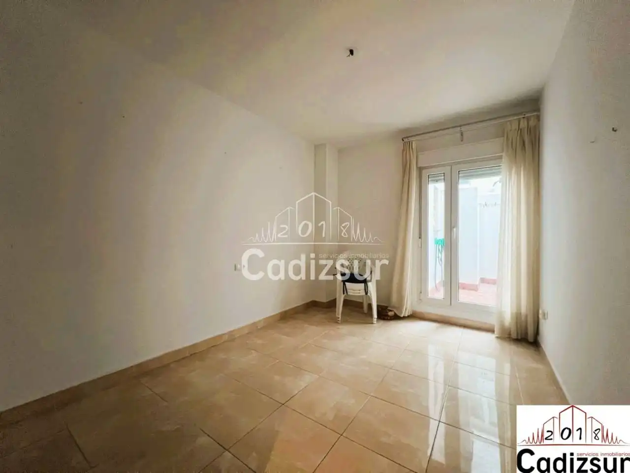 Habitación de Piso en venta en Cádiz con Aire acondicionado y Balcón