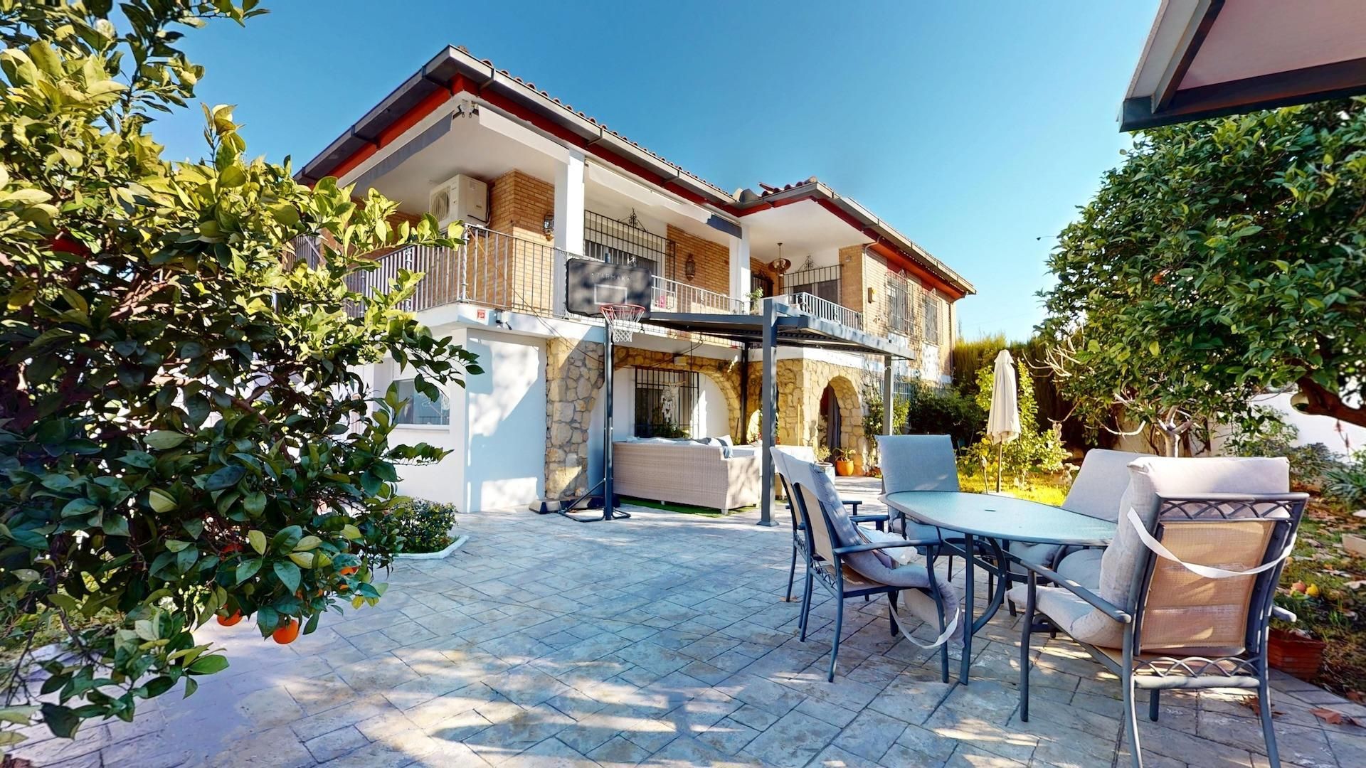 Garden of House or chalet for sale in  Córdoba Capital  with Air Conditioner, Private garden and Terrace