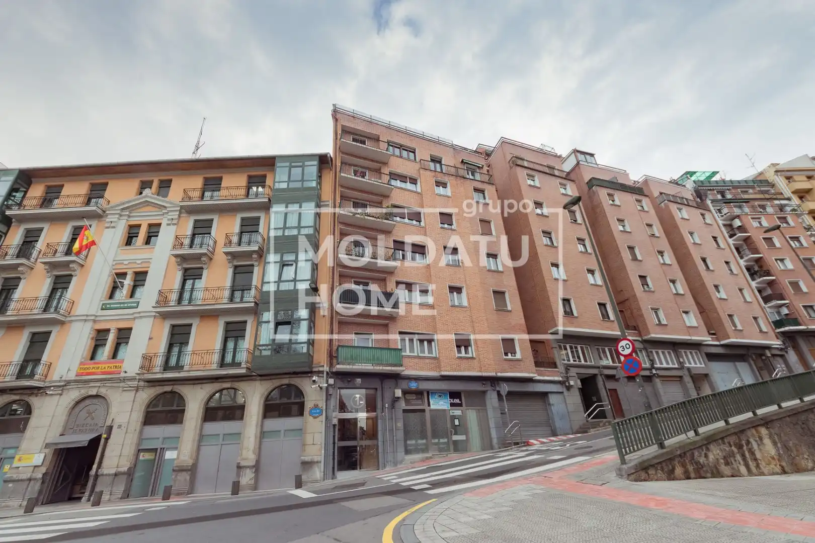 Exterior view of Flat for sale in Bilbao   with Heating and Terrace
