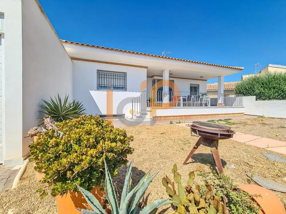 Vista exterior de Casa o chalet en venta en Huércal-Overa con Aire acondicionado, Calefacción y Terraza