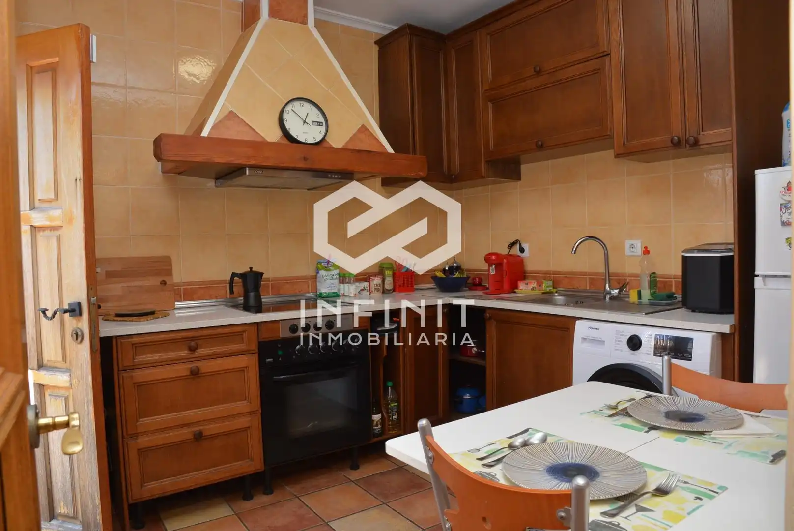 Cocina de Casa o chalet en venta en Valdeaveruelo con Calefacción, Jardín privado y Terraza