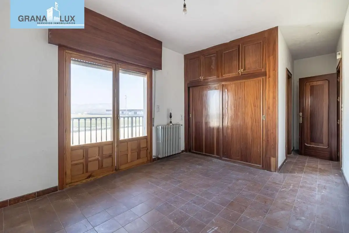 Casa rústica amb piscina en venda a Santa Fe, imagen 21