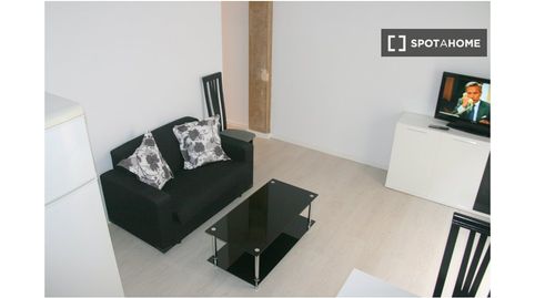Foto 4 de Piso de alquiler en Les Tendetes - Avenida Burjassot, Valencia Capital