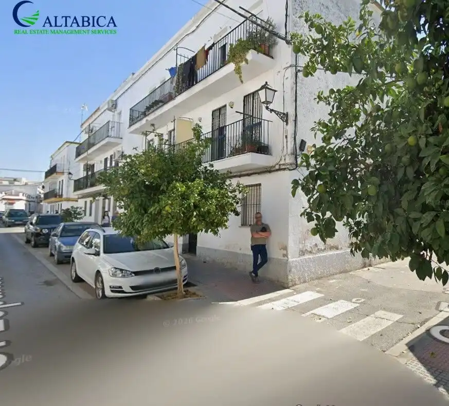 Vista exterior de Piso en venta en Lora del Río