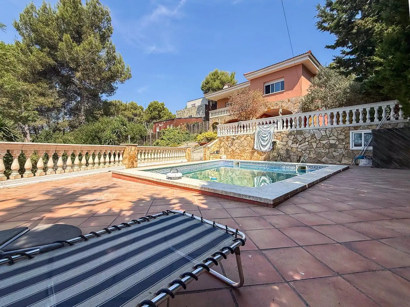 Piscina de Casa o chalet en venta en Vallirana con Calefacción, Jardín privado y Terraza