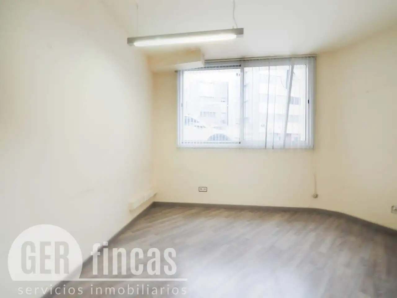 Oficina de lloguer a Calle Cervantes, imagen 11