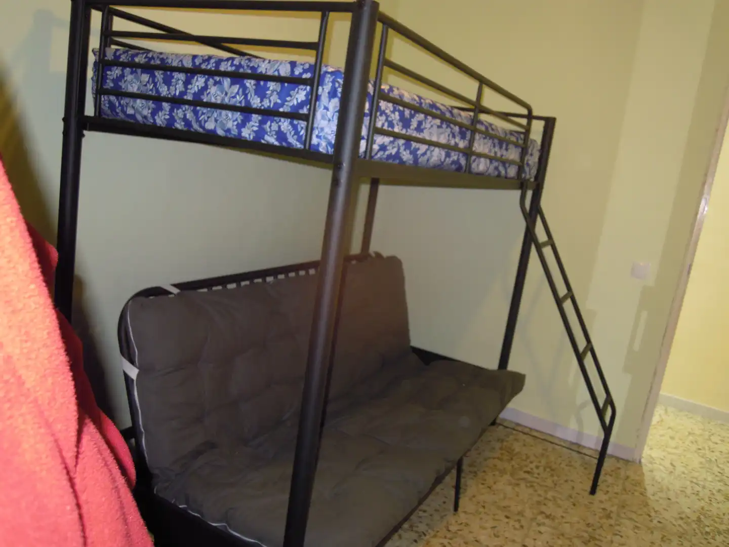 Schlafzimmer von Wohnung zum Verkauf in Ribatejada mit Heizung