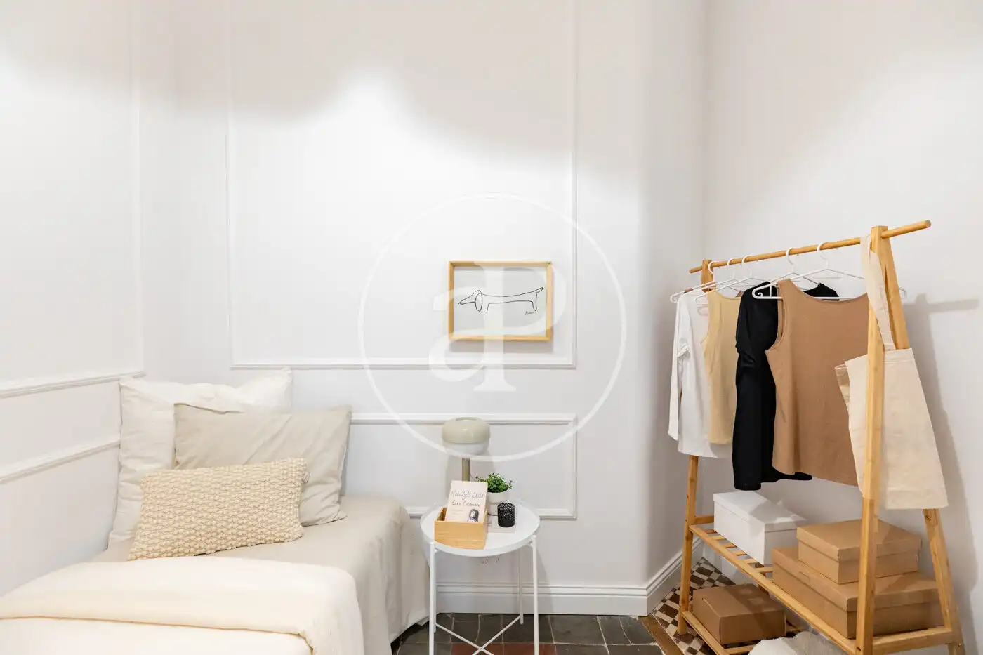 Schlafzimmer von Wohnung zum Verkauf in Barcelona mit Klimaanlage, Heizung und Balkon