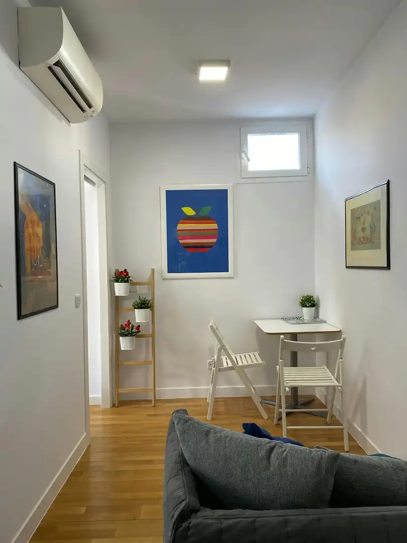 1 hab, 40m² en Trafalgar, Chamberí, Madrid - Image 4