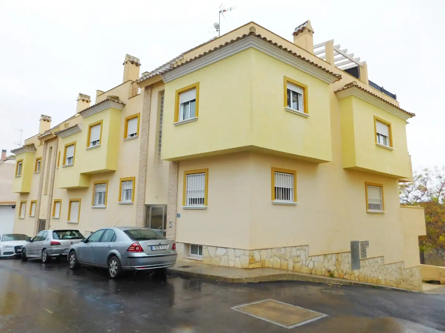 Apartamento con terraza en venta en Desamparados - Hurchillo - Torremendo