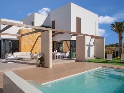 Piscina de Casa o xalet en venda en Orihuela amb Aire condicionat, Terrassa i Piscina