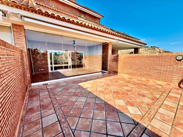 Casa adosada en Venta en Calle Océano en Cabo de las Huertas