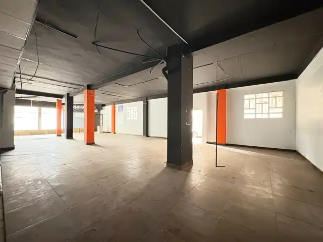 Gewerbefläche zum Verkauf in Passeig de Morella, imagen 11