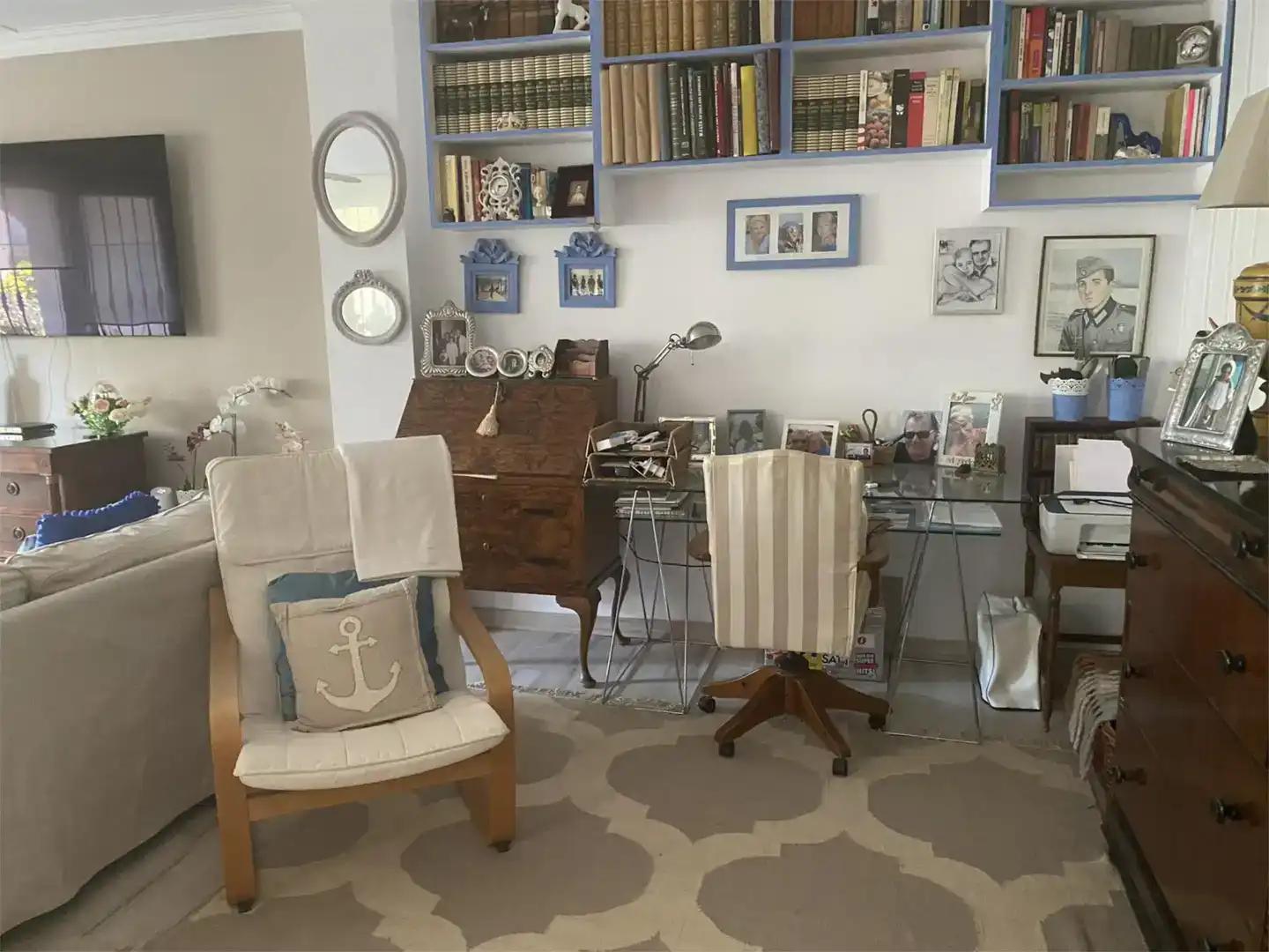 Wohnzimmer von Erdgeschoss zur Miete in Marbella mit Klimaanlage und Schwimmbad