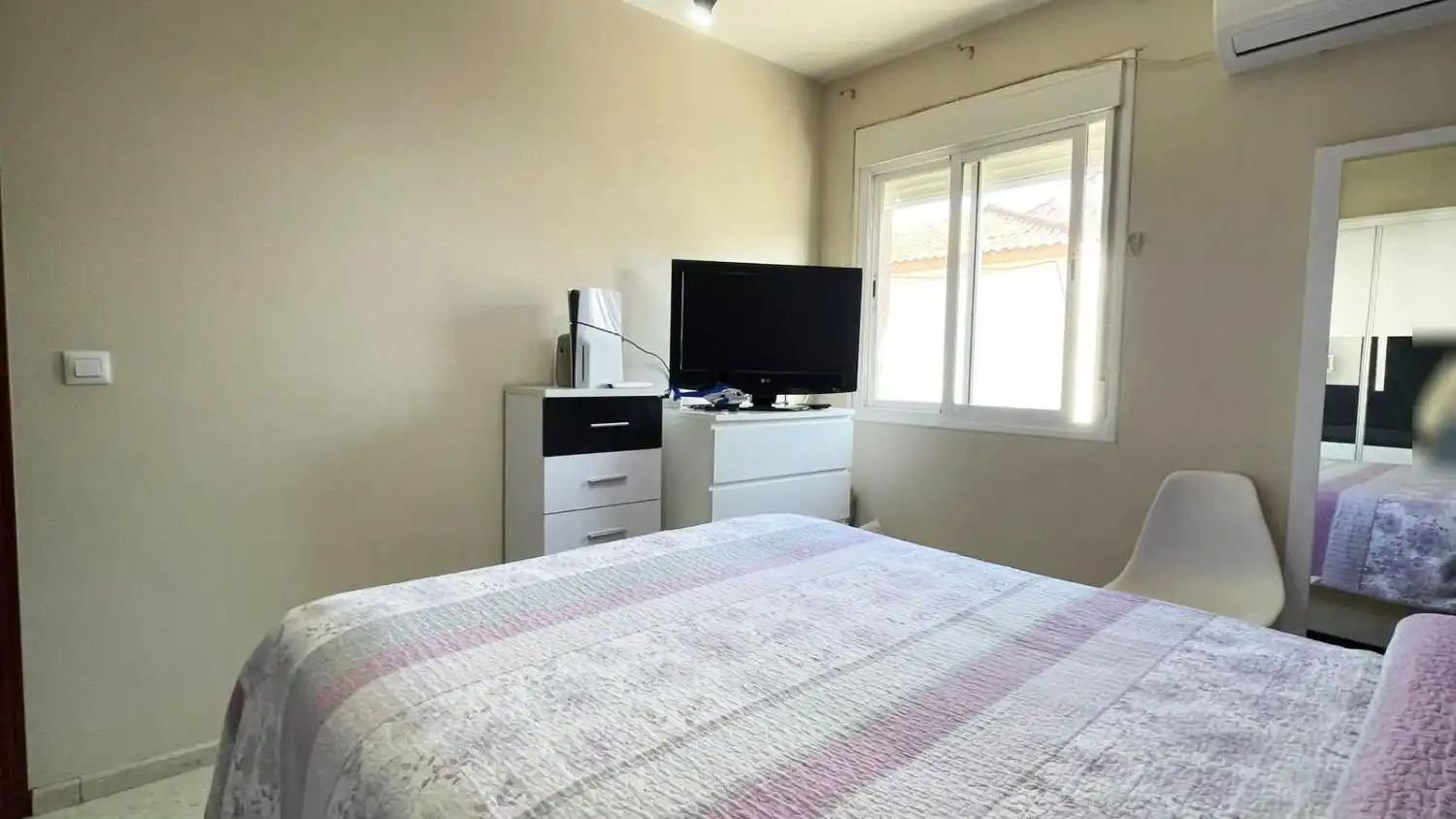 Habitación de Casa o chalet en venta en La Carlota con Calefacción y Trastero