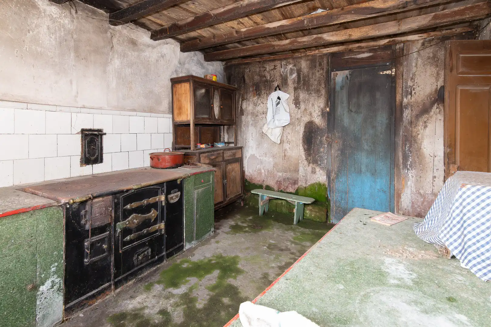 Kitchen of Country homes for sale in Cervo