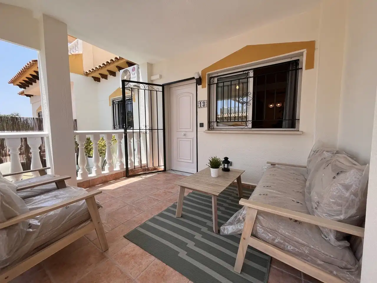 Country house zum Verkauf in N/A, -1, Playa Flamenca