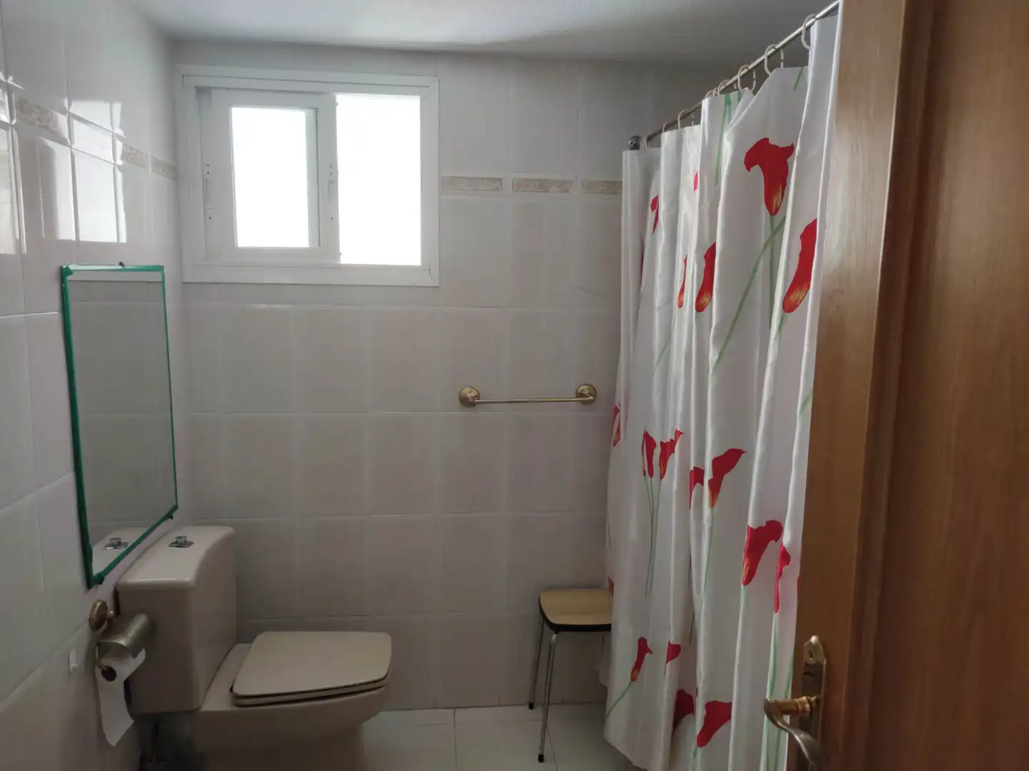 Bany de Apartament de lloguer en Alicante / Alacant amb Aire condicionat, Calefacció i Terrassa