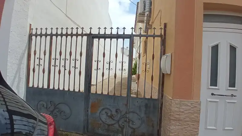 Vista exterior de Casa o chalet en venta en Casas-Ibáñez
